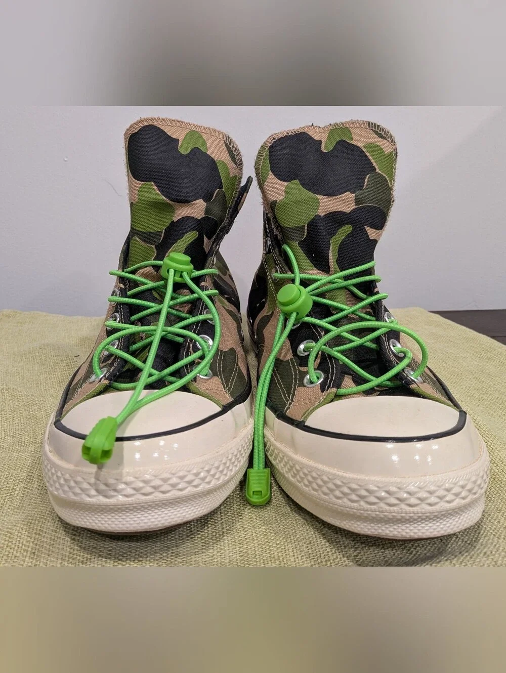Clean Converse Chuck Taylor All Star Hi Men Size 13 Camo Athletic Shoes Sneakers - Picture 2 of 8